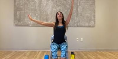 Chair yoga with Béa!